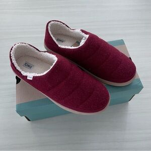 TOMS Maroon Fleece-Lined Ezra Slip-On Slippers